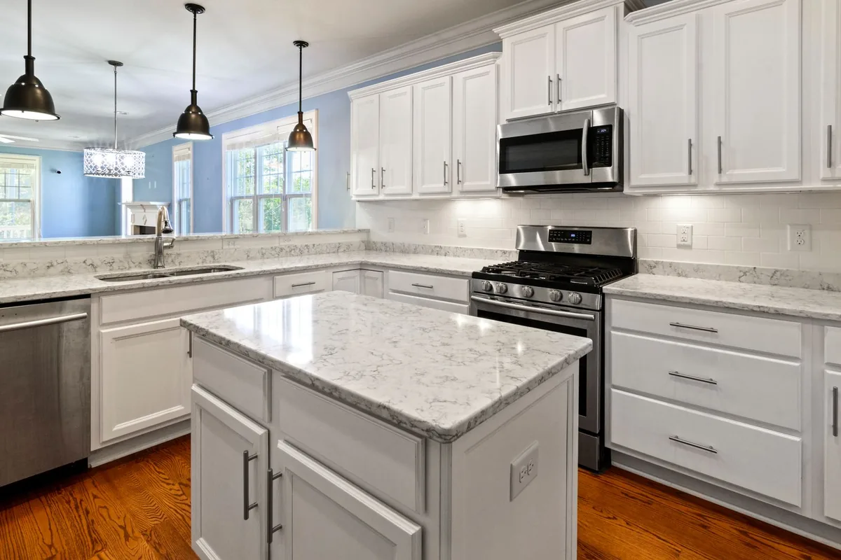 Filth & Squalor Cleanup in Woodmere, NY