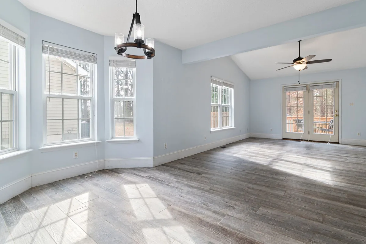 Clean, safe room after biohazard cleanup in Woodmere, NY